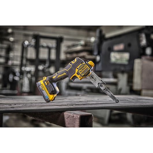 DCM200NT-XJ - 18 Volt Akku-Bandfeile (bürstenlos) - Basiversion