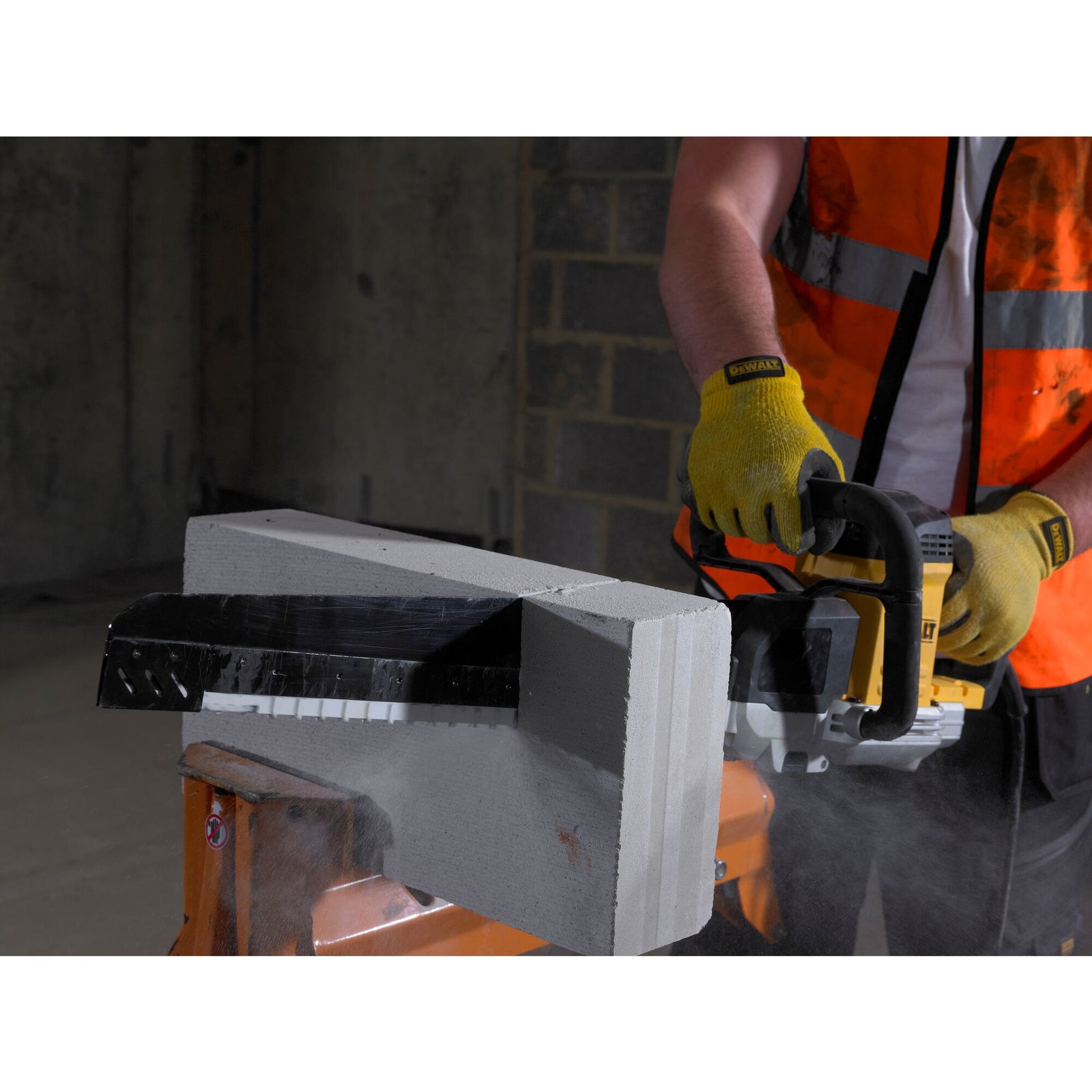 DWE399-QS - 1.700 Watt Spezialsäge 430mm