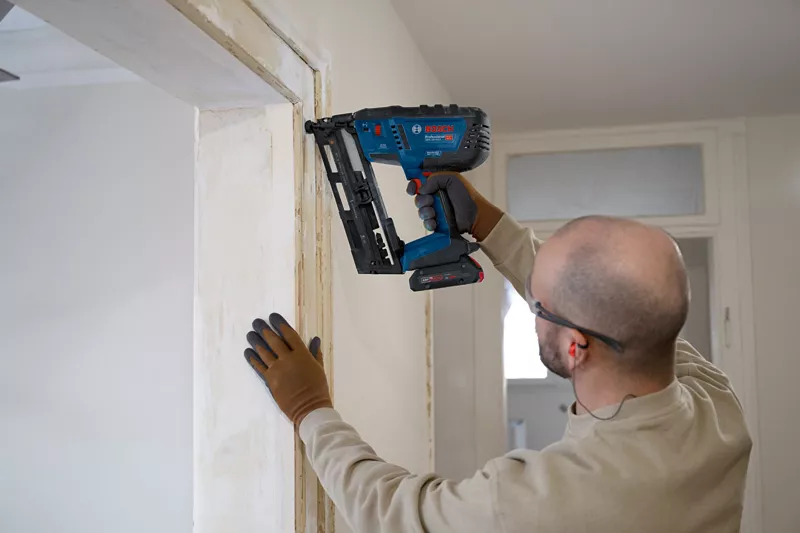 GNH 18V-64-2 Professional Akku-Holznagler