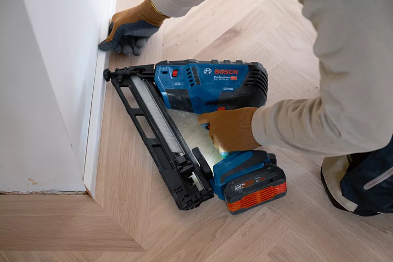 GNH 18V-64 MD Professional Akku-Holznagler in L-BOXX 238