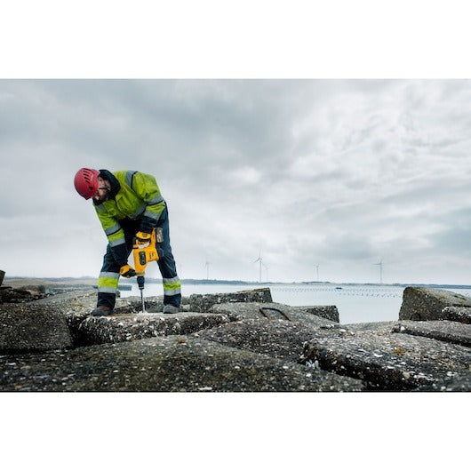 DCH481N-XJ - 54 Volt SDS-max Akku-Kombihammer 40mm, 6,1 Joule, UTC - Basisversion