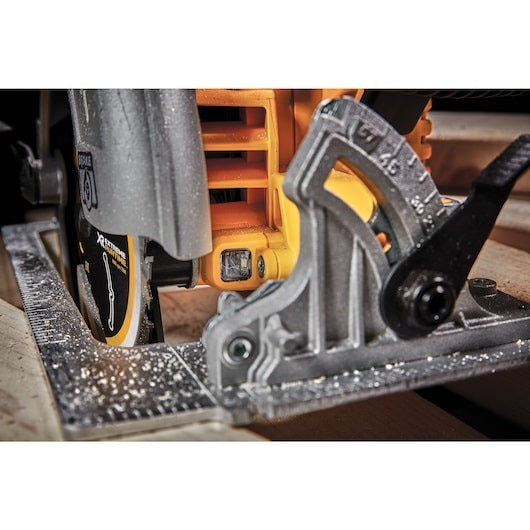 DCS573NT-XJ18 Volt FLEXVOLT Advantage Akku-Handkreissäge (Basisversion)