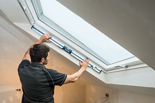 GIM 120 Professional Digitaler Neigungsmesser mit 4 x Batterie (AA), Schutztasche