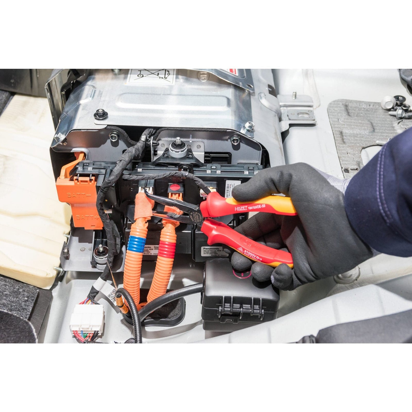 Zangen Satz ∙ schutzisoliert Anzahl Werkzeuge: 4 - MELTEC GmbH